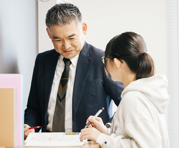家庭教師の指導の様子